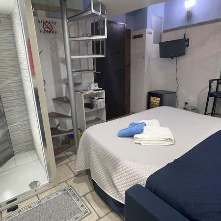 Bed and Breakfast Loft 24 Brindisi Zewnętrze zdjęcie