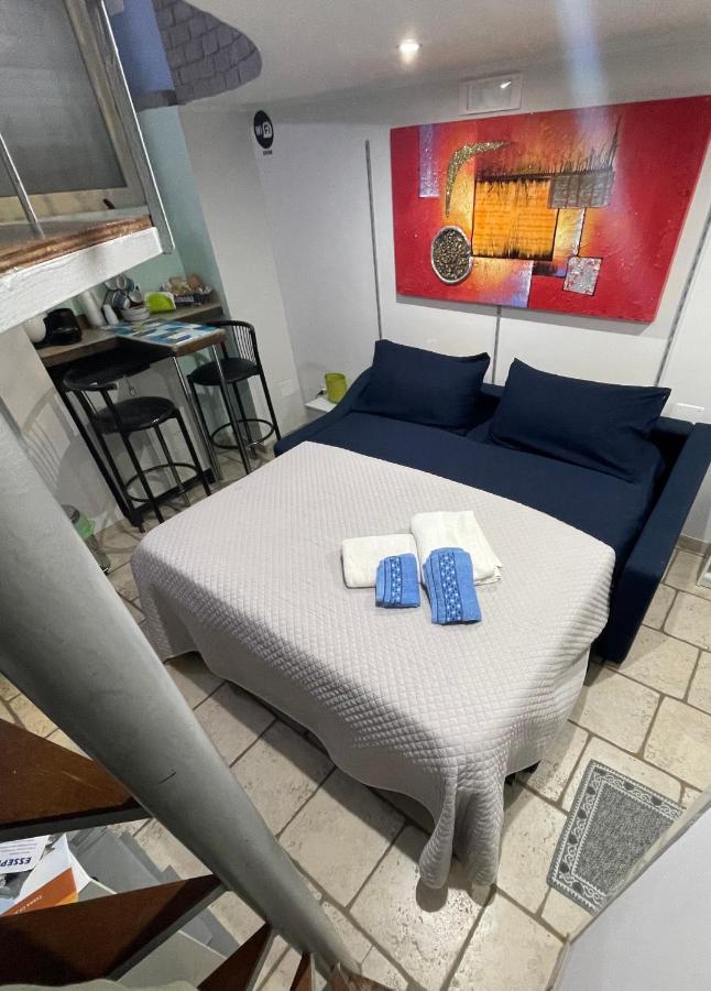 Bed and Breakfast Loft 24 Brindisi Zewnętrze zdjęcie