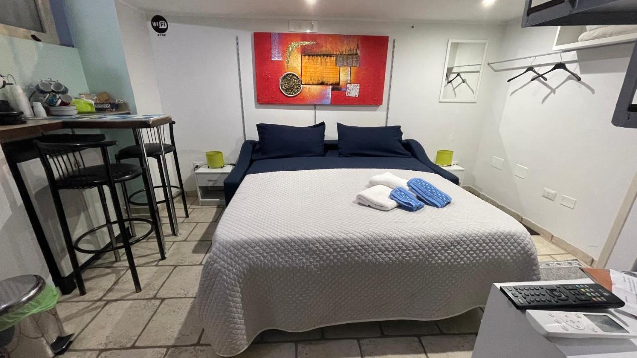 Bed and Breakfast Loft 24 Brindisi Zewnętrze zdjęcie